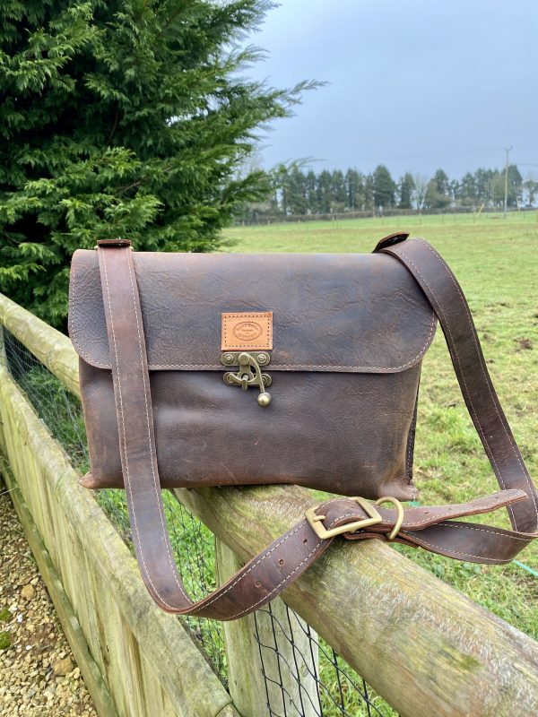 Laptop-distressed-leather-Brown-briefcase-computer-brass-buckle-lined-airbook-bag-apple-lap-top-mac-satchel-mac-book-pro-macbook