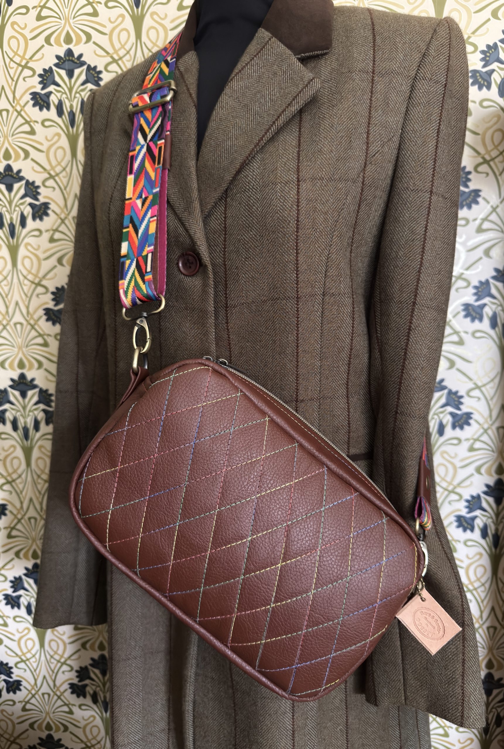 Brown Leather Rainbow Stitch Quilted Bag - Image 3